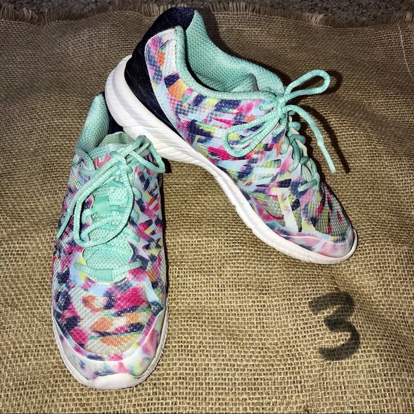 girls colorful sneakers